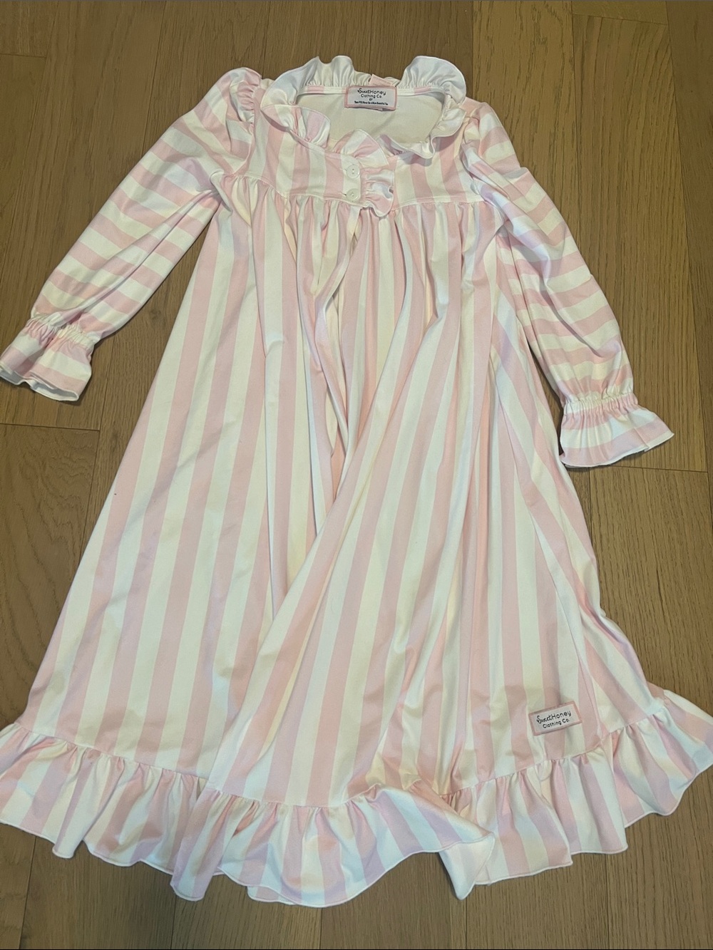 Sweet honey size 6 robe
